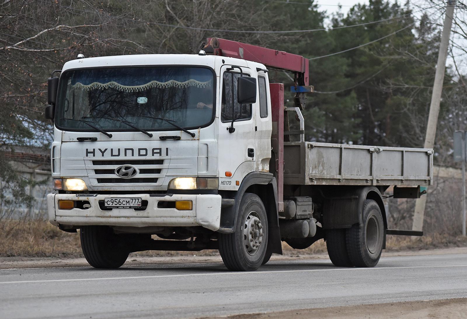 Автомобиль госномер С956СМ777