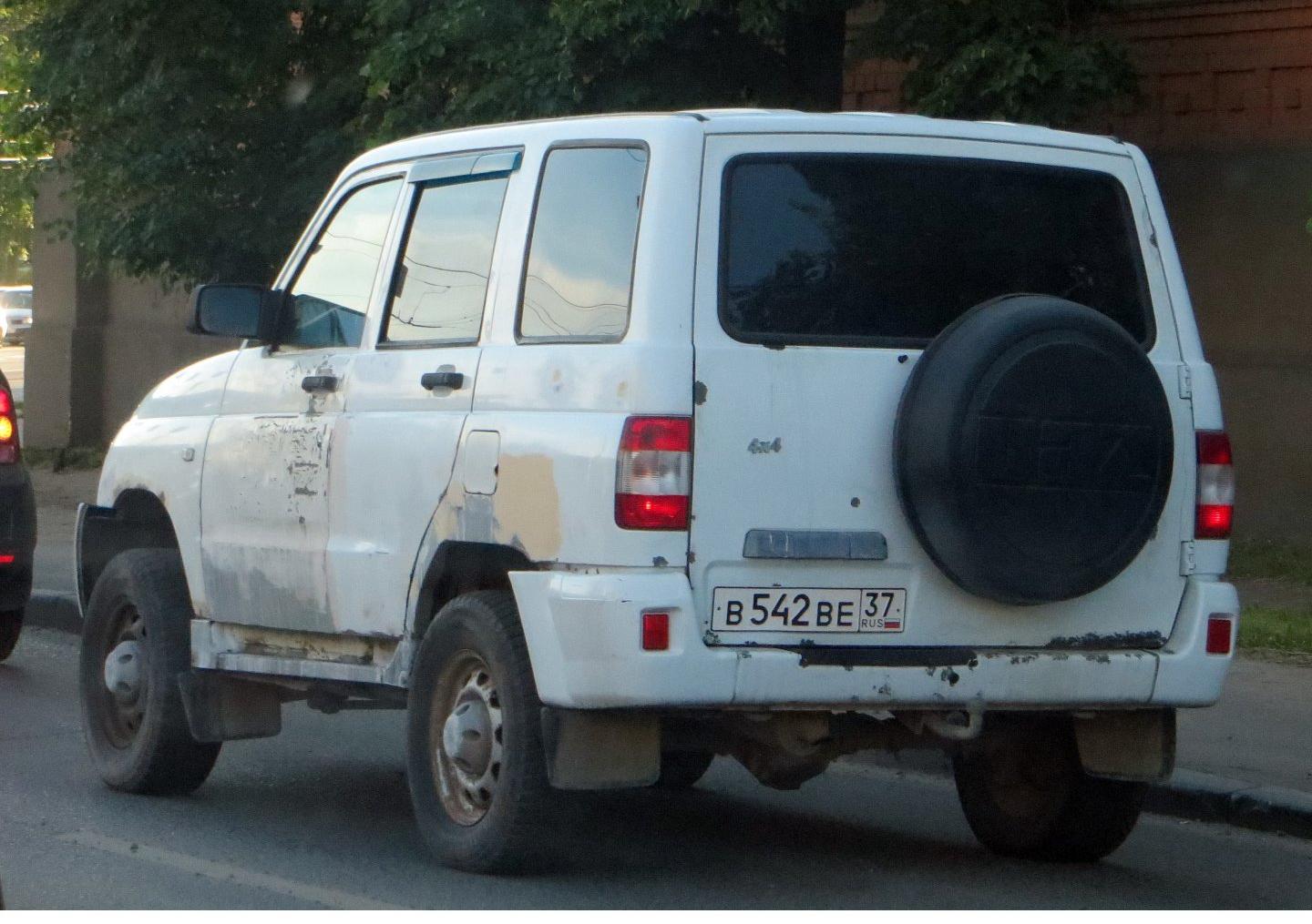 Автомобиль госномер В542ВЕ37