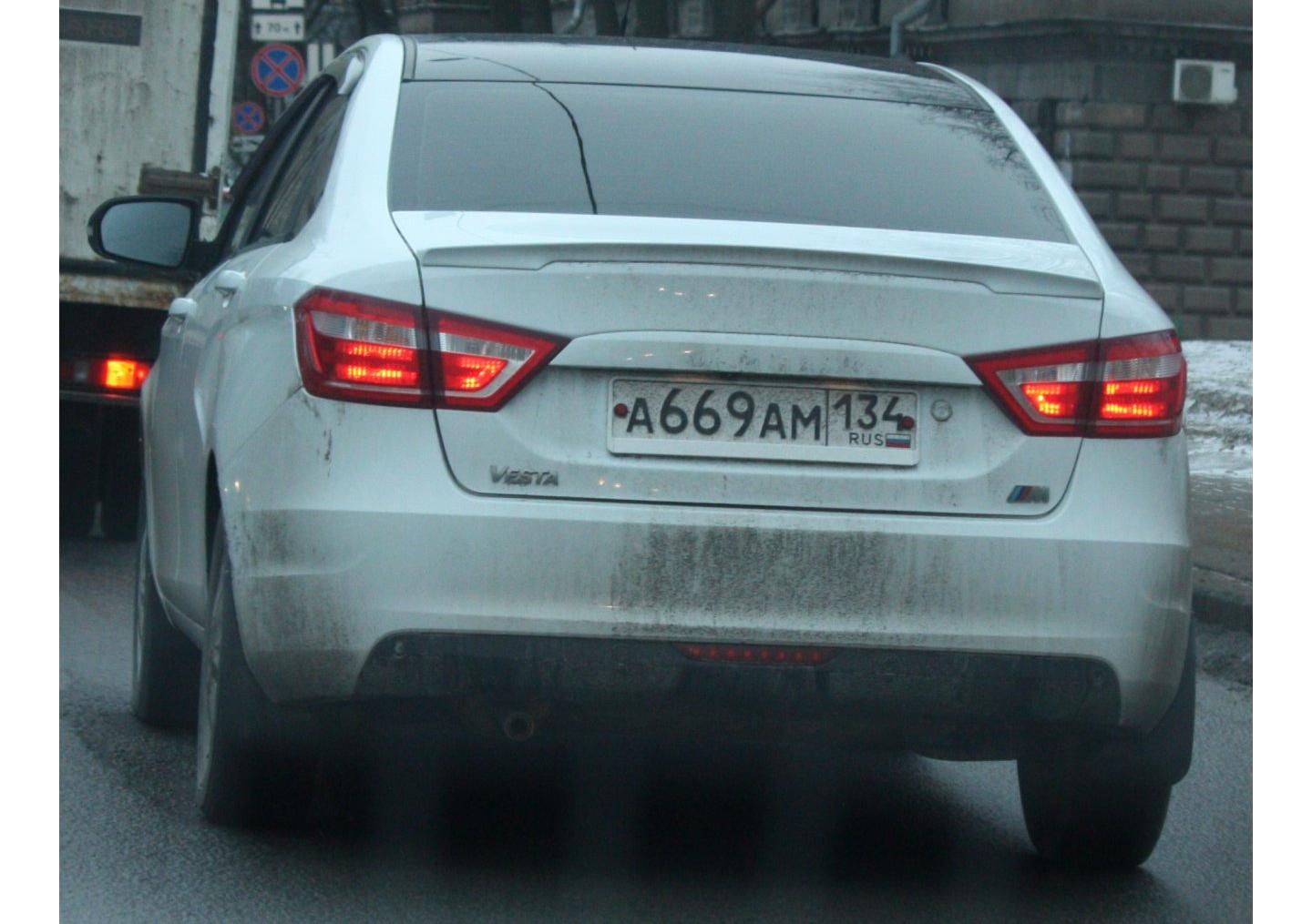 Автомобиль госномер А669АМ134