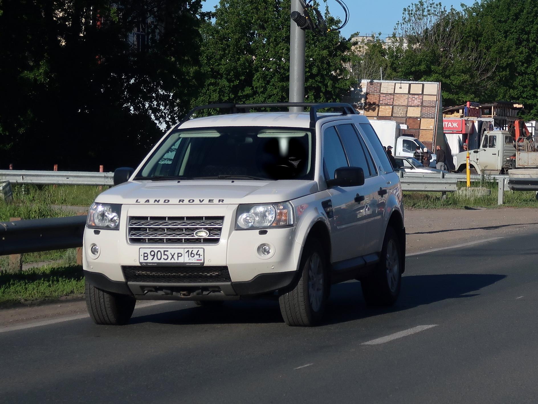 Автомобиль госномер В905ХР164