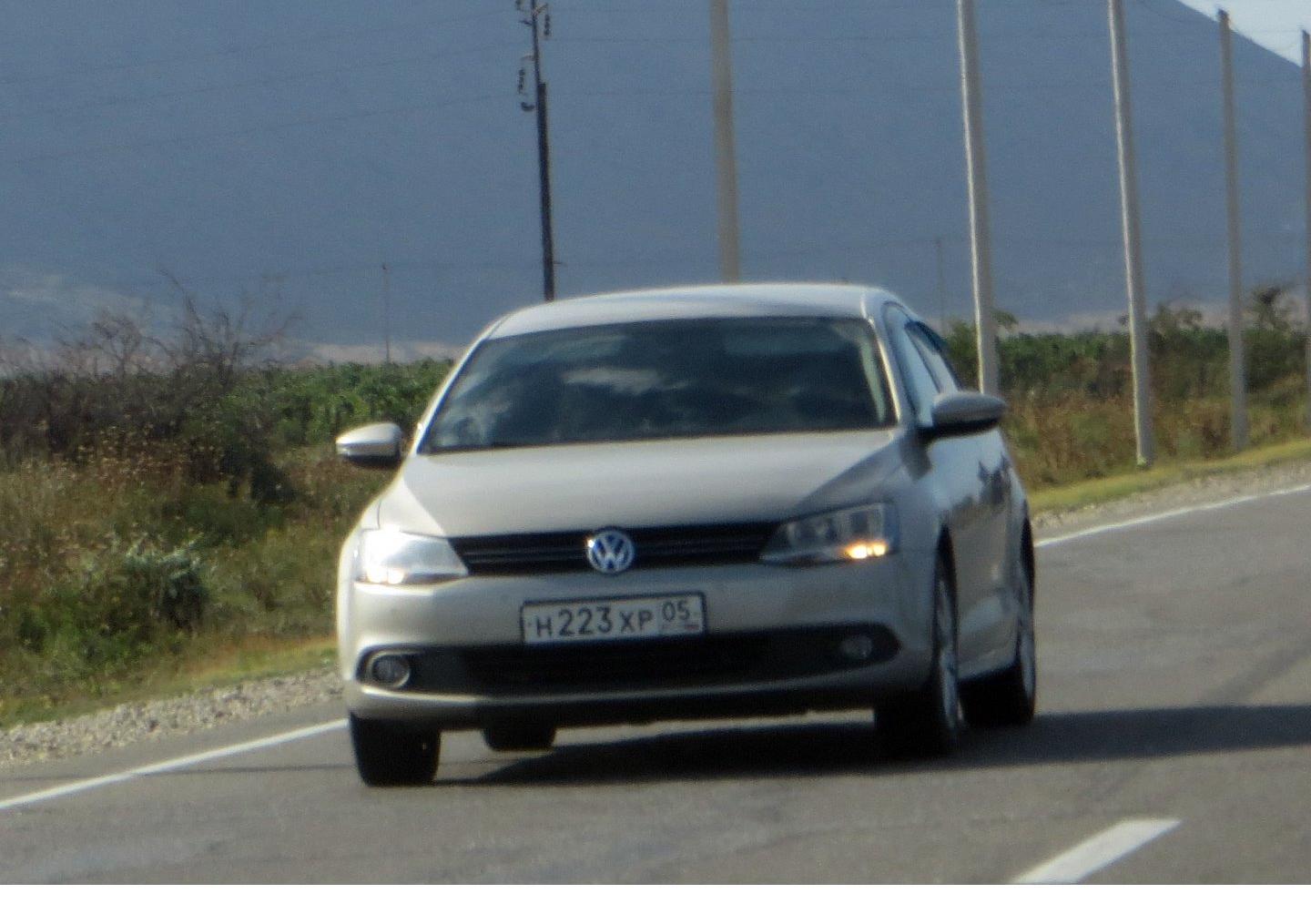 Автомобиль госномер Н223ХР05