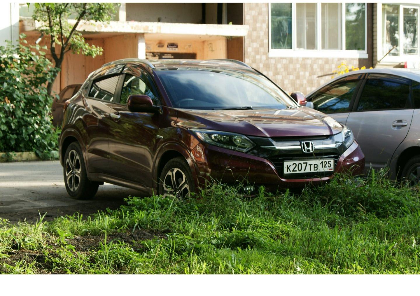Автомобиль госномер К207ТВ125