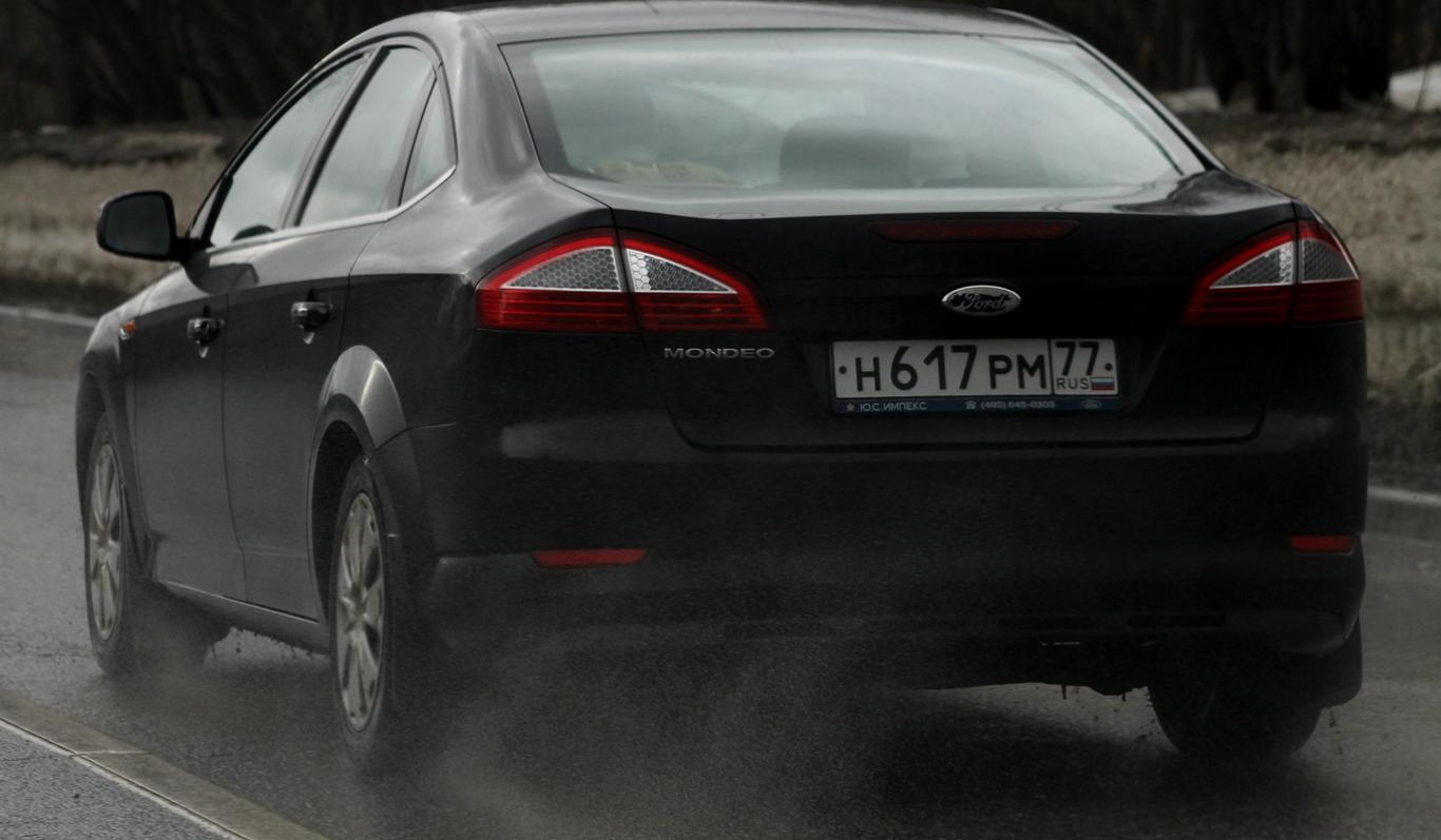 Автомобиль госномер Н617РМ77
