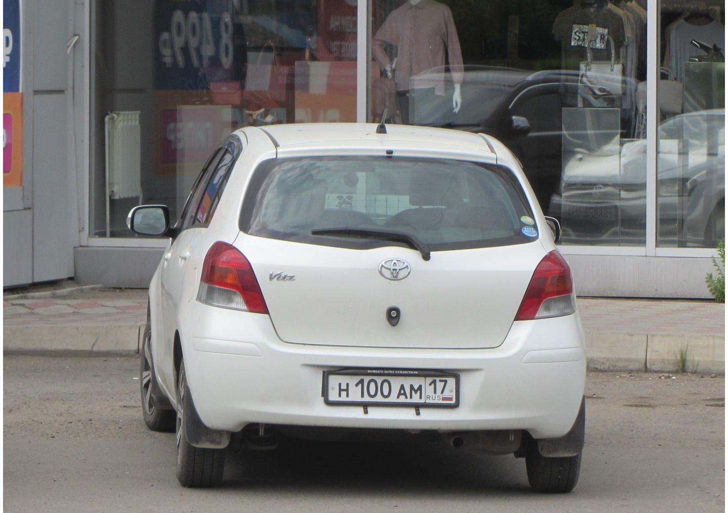 Автомобиль госномер Н100АМ17