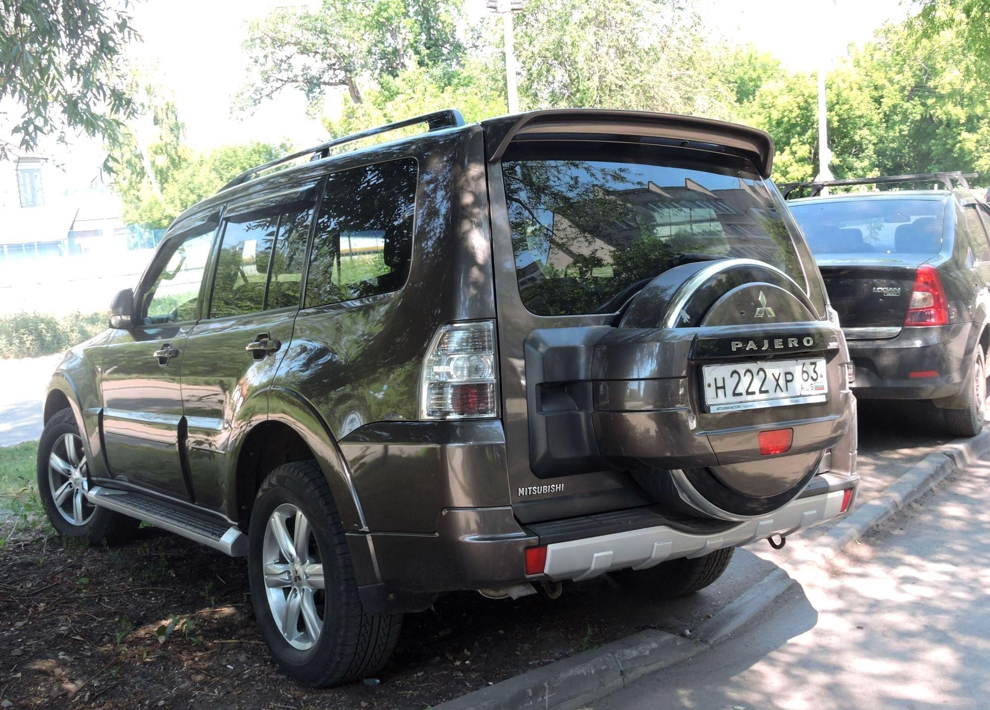 Автомобиль госномер Н222ХР63