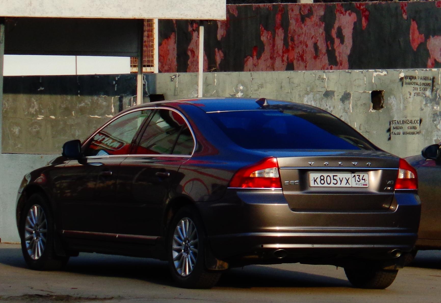 Автомобиль госномер К805УХ134