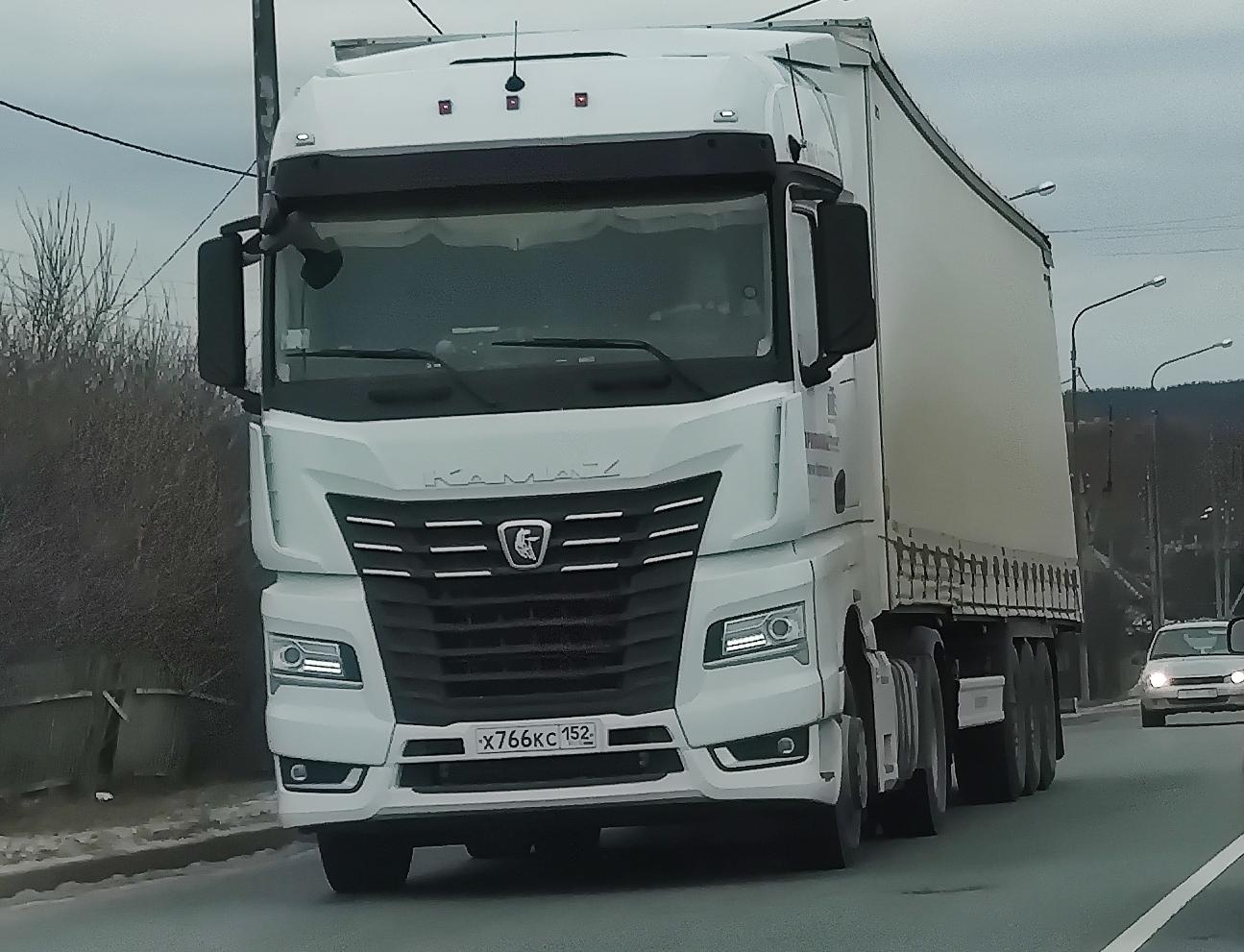 Автомобиль госномер Х766КС152