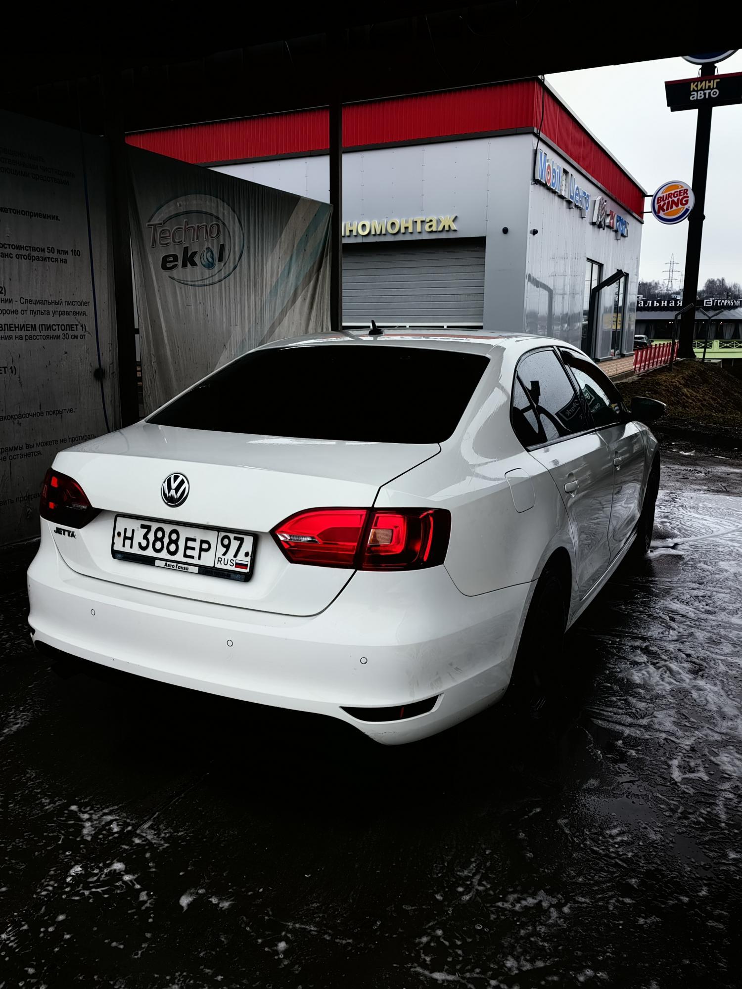 Автомобиль госномер Н388ЕР97
