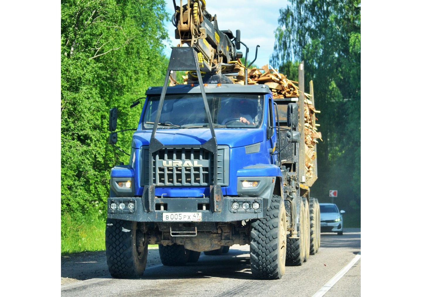 Автомобиль госномер В005РХ47