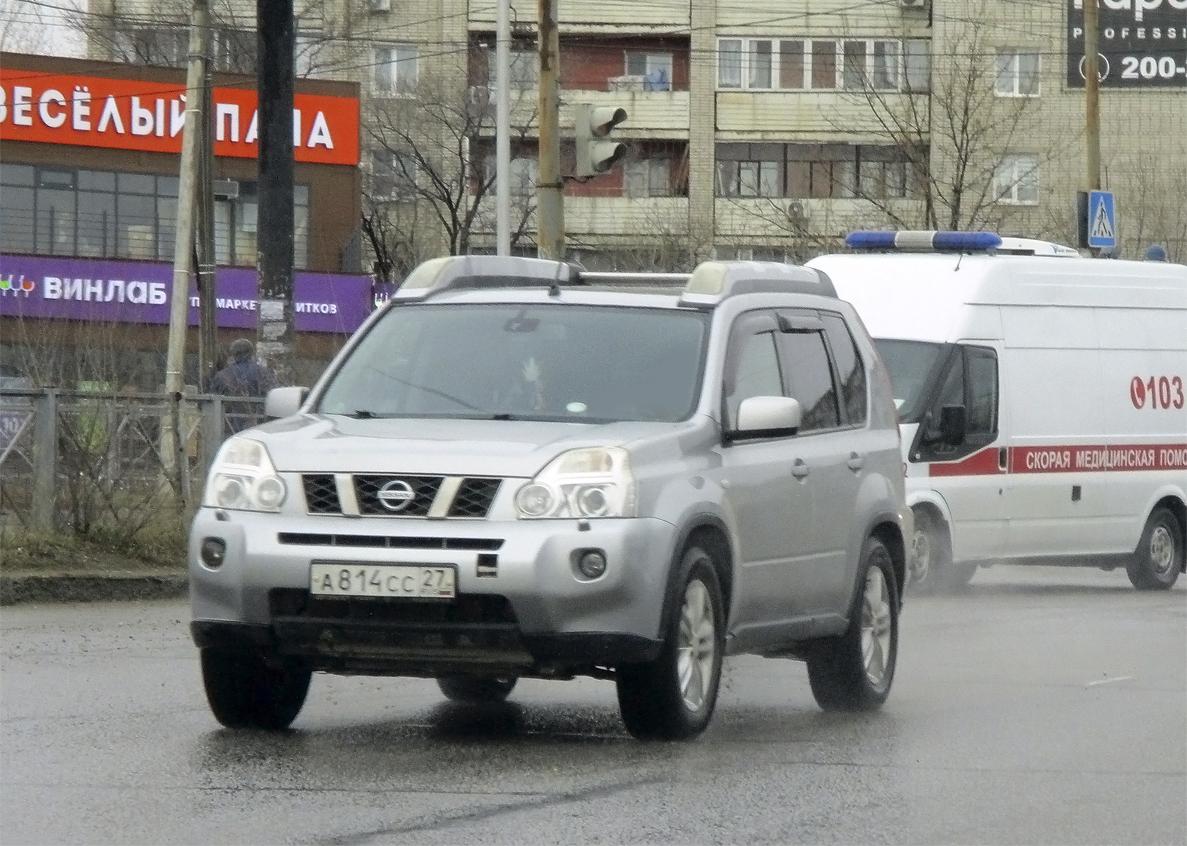 Автомобиль госномер А814СС27