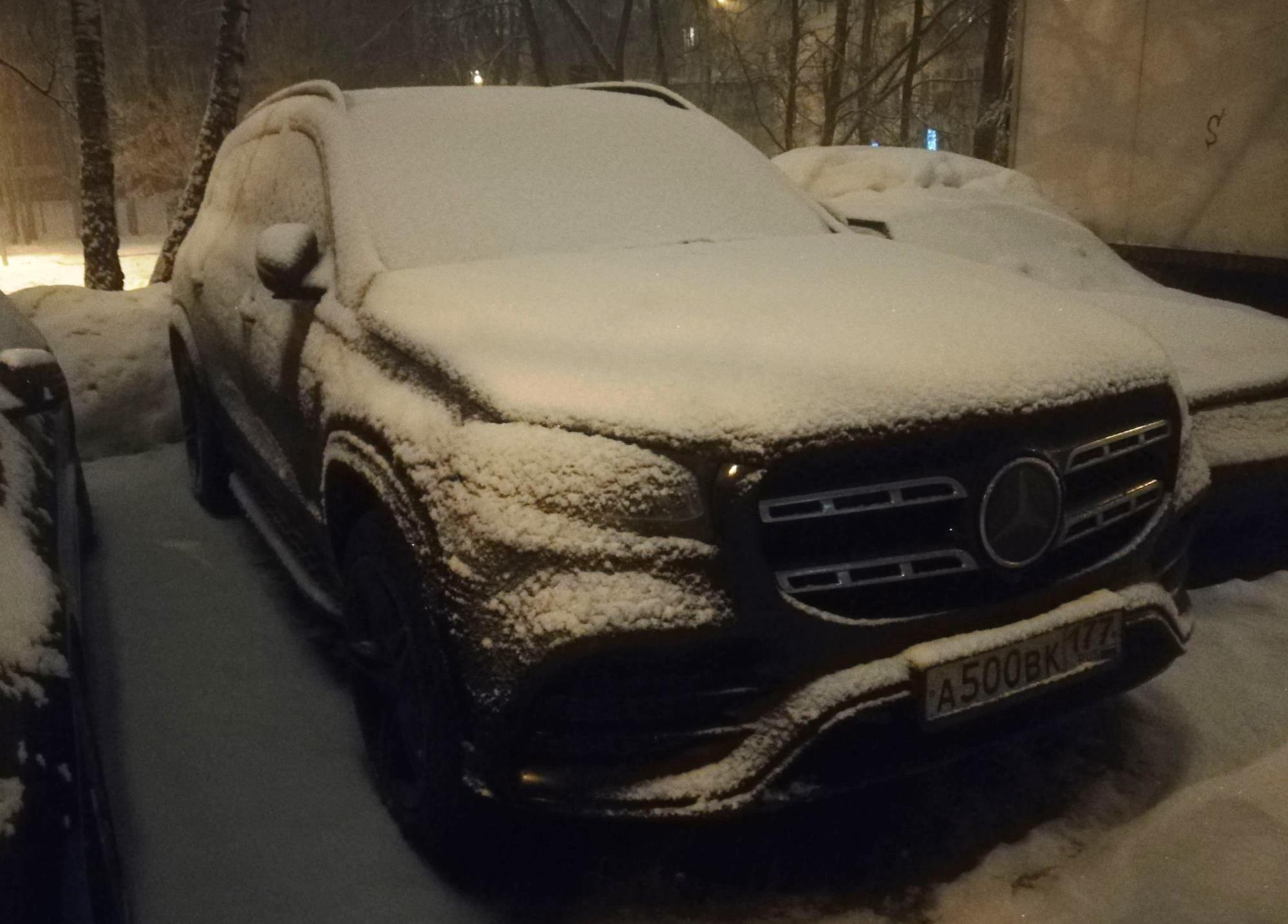 Автомобиль госномер А500ВК177