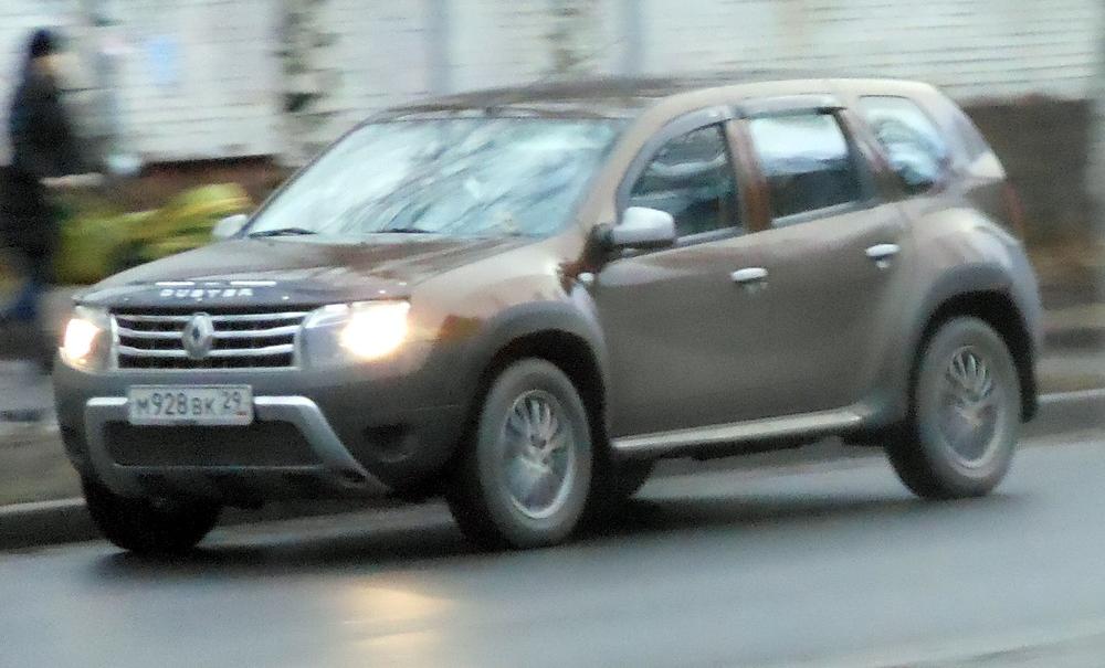 Автомобиль госномер М928ВК29