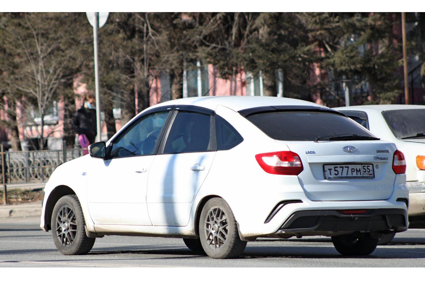 Автомобиль госномер Т577РМ55
