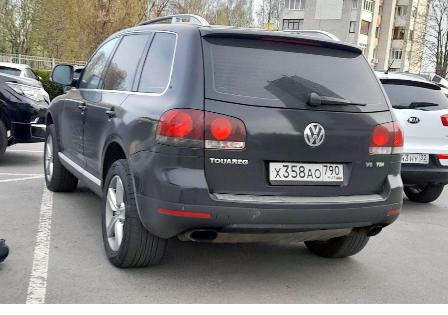 Автомобиль госномер Х358АО790