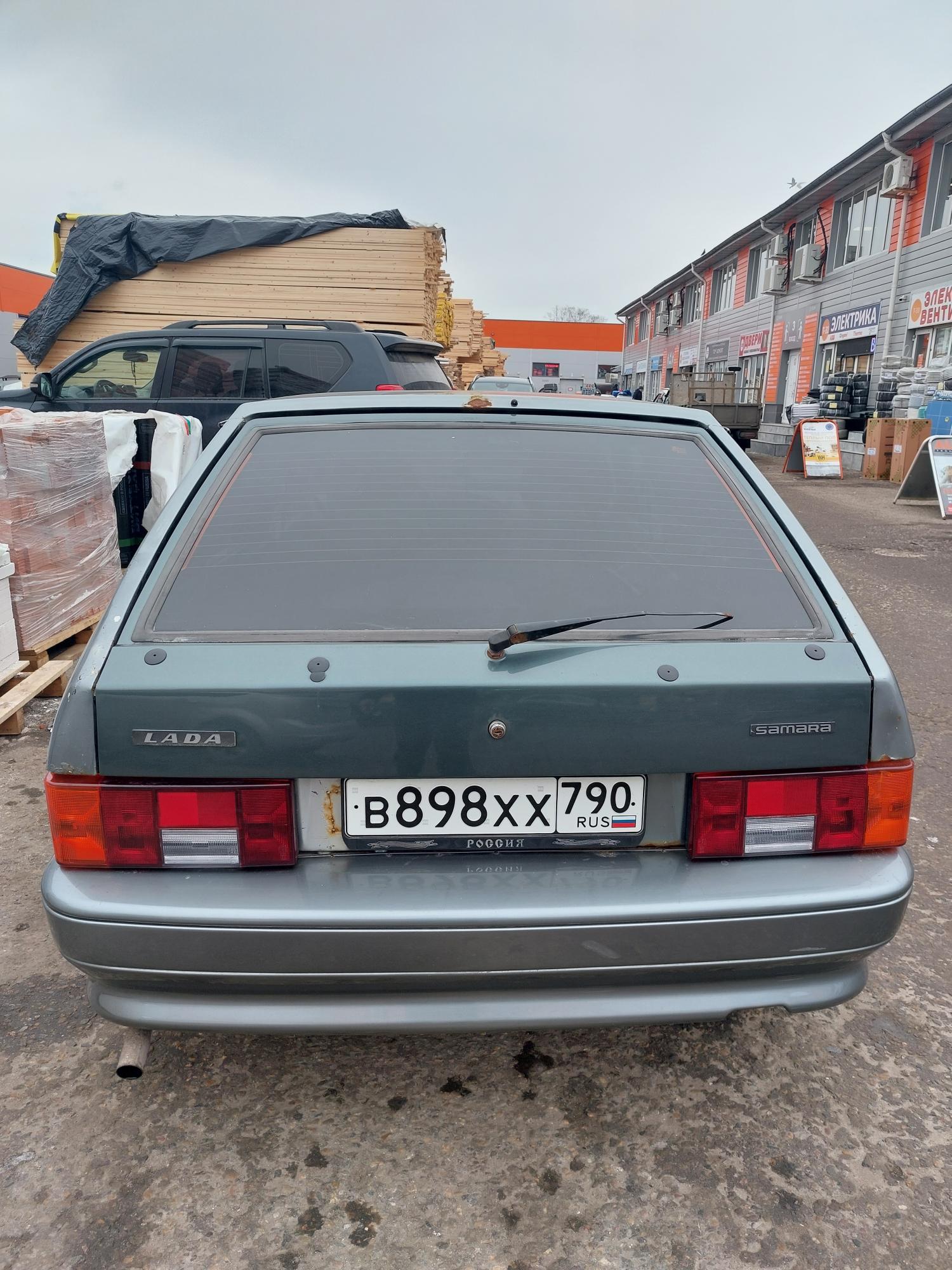 Автомобиль госномер В898ХХ790