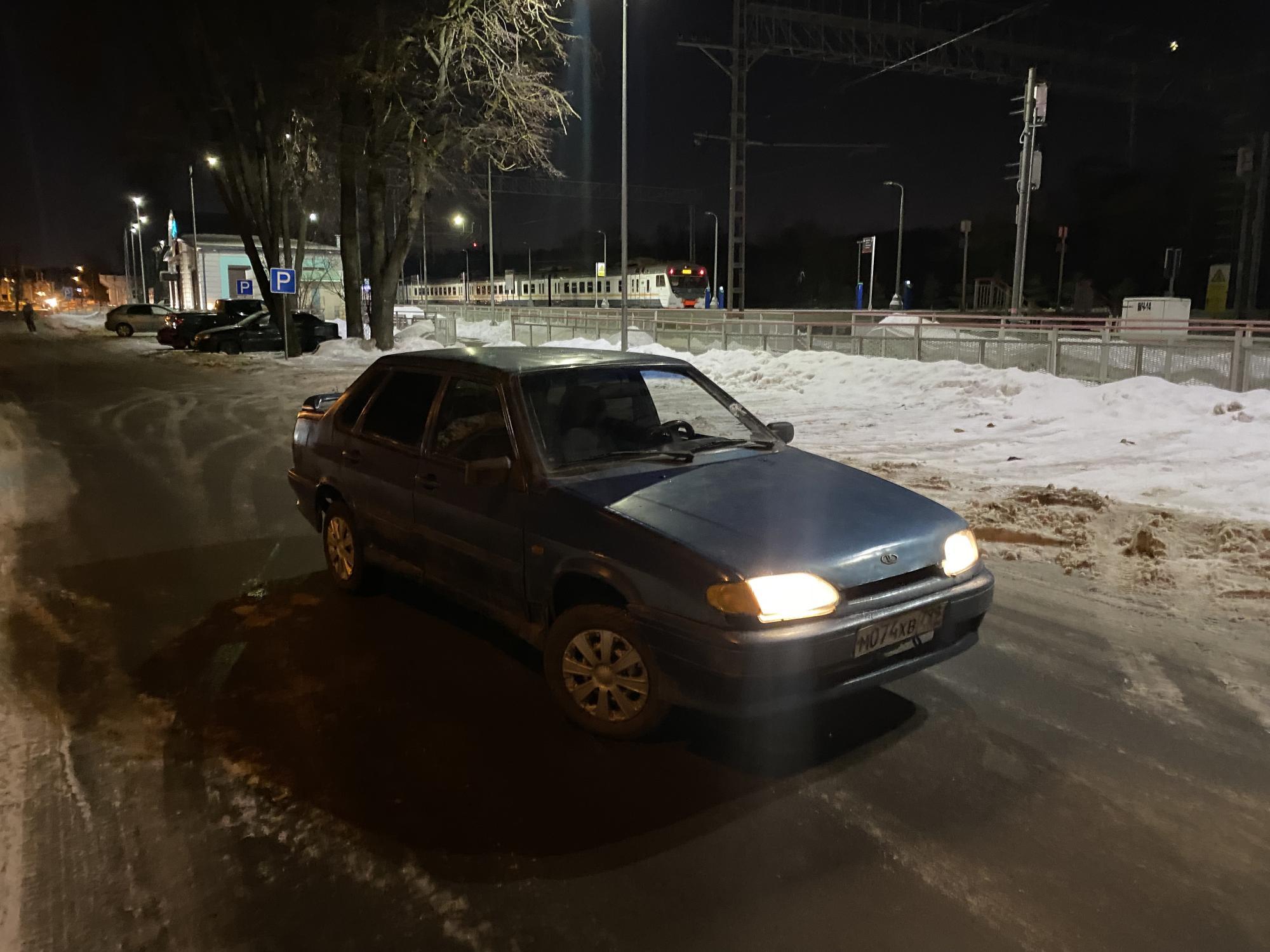 Автомобиль госномер М074ХВ799