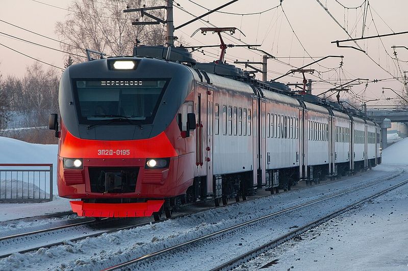 Современный электропоезд ЭП2Д