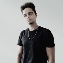 Илья Ананьев
