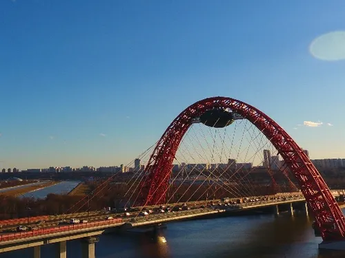 Живописный полет у Живописного моста