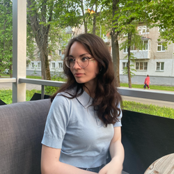 Александра Смирнова