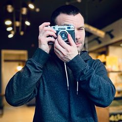 Валентин Петров