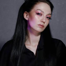 Анна Любимова
