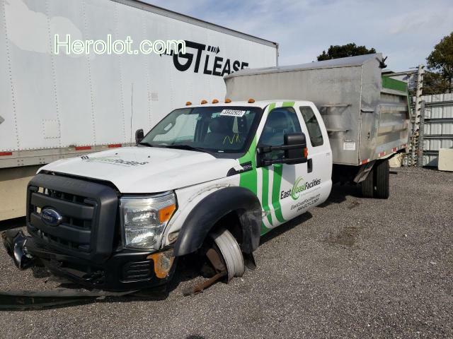 null white chassis gas 1FD0X4GY5FEA82880 photo #3
