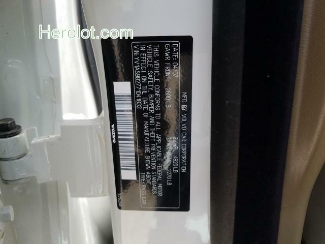 null white  gas YV1AS982771041832 photo #3