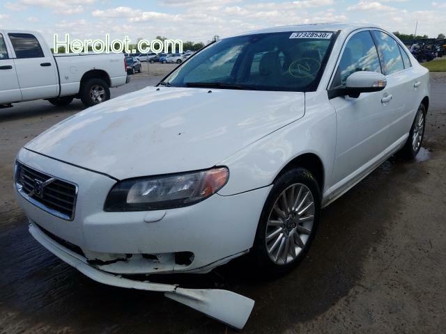 null white  gas YV1AS982771041832 photo #4