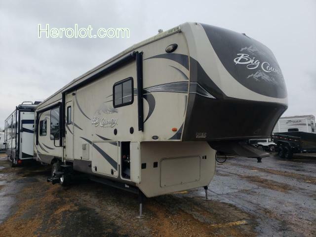 null beige   5SFBG3822CE245446 photo #1