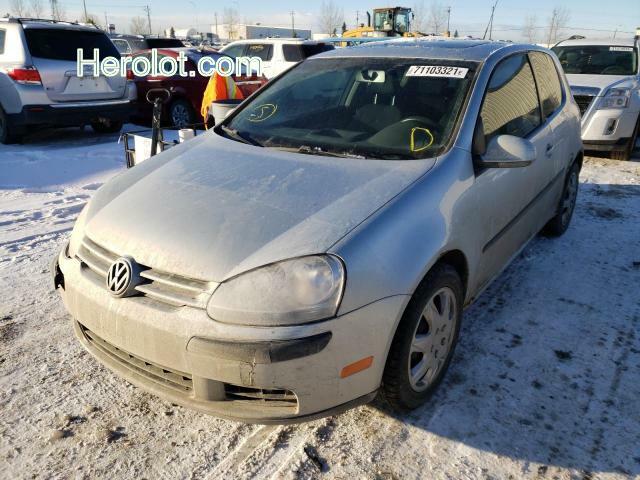 null silver  gas WVWAA71K98W203942 photo #3
