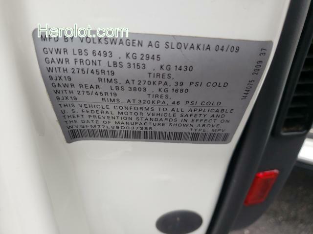 null white  diesel WVGFM77L89D037385 photo #3