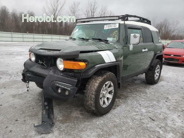 null green 4dr spor gas JTEBU4BF0EK206559 photo #4