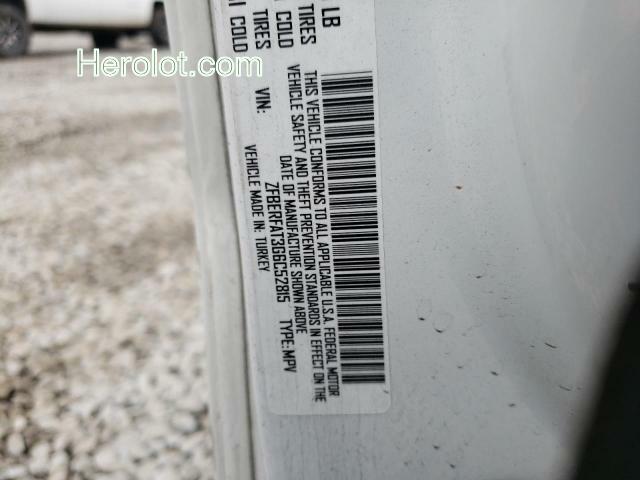 null white sports v gas ZFBERFAT3G6C52815 photo #3
