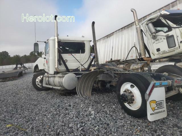null white  diesel 1M1PN4GY1MM007556 photo #4