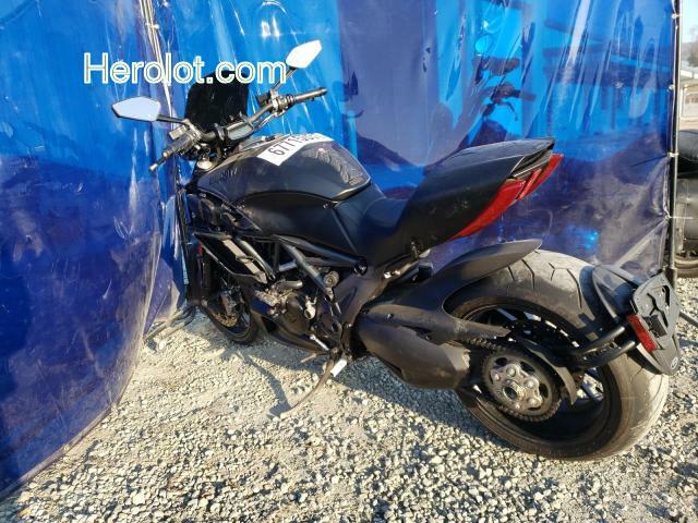 null black  gas ZDM13BSW0FB019853 photo #4