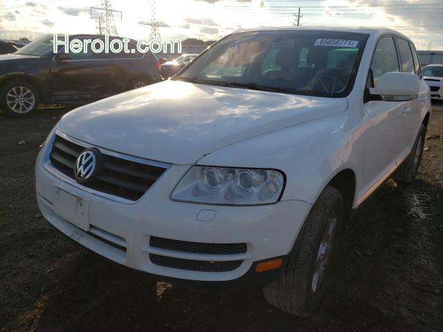null white  gas WVGZG77LX5D074825 photo #3