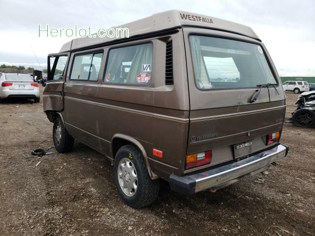 null brown  gas WV2XB0251FH077604 photo #4