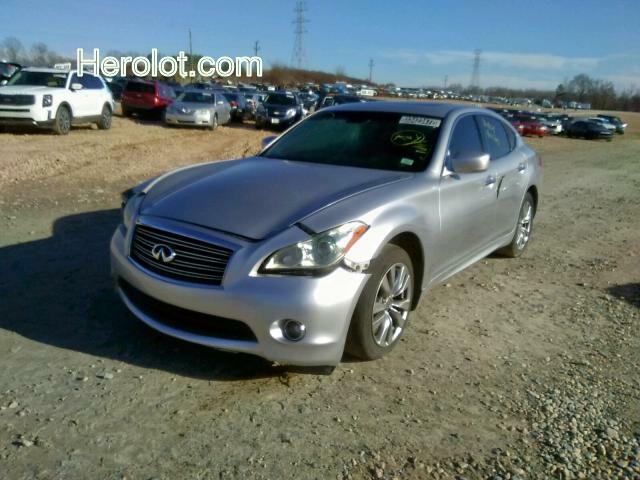 null silver sedan 4d gas JN1BY1AR0CM393843 photo #4