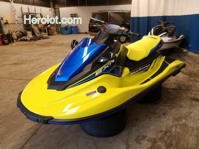 YAMAHA WAVERUNNE 2020 two tone    38124602 USYAMA3806J920 USYAMA3806J920 photo #3