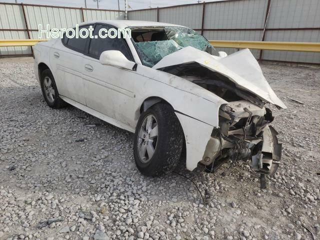 null white  gas 2G2WP552981106707 photo #1