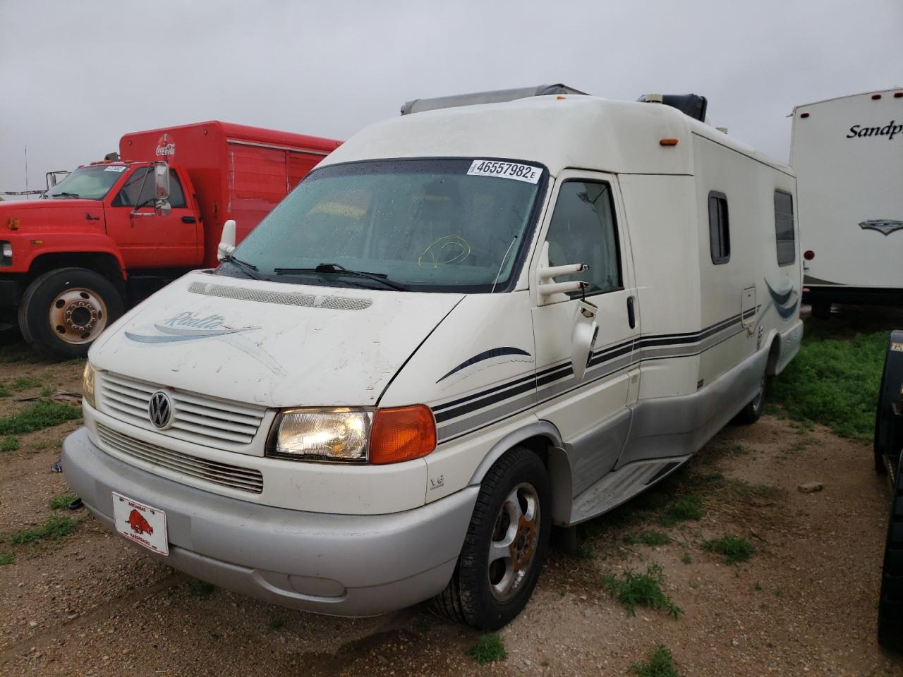 WINNEBAGO MOTORHOME 2003 two tone  gas  46557982 WV3AB47033H002842 WV3AB47033H002842 photo #3