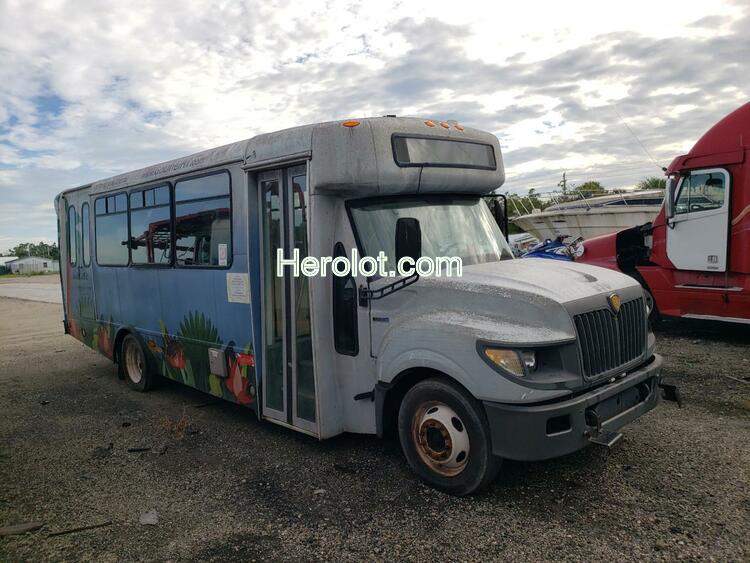 IC CORPORATION 3000 AC 2013 two tone bus diesel 5WEXWSKK4DH383663 photo #1