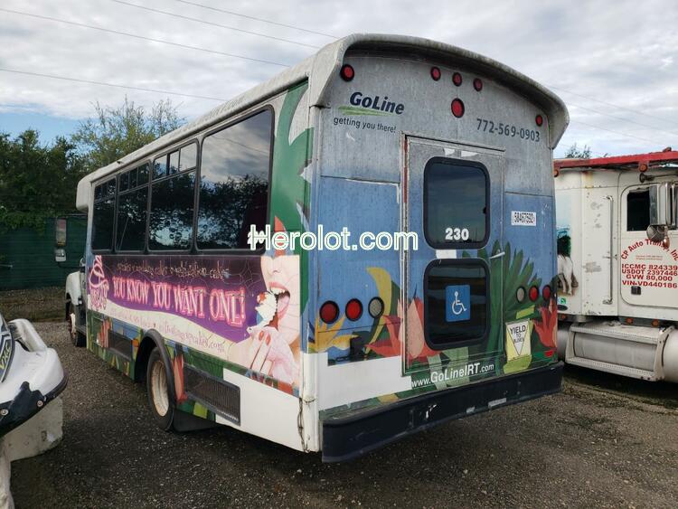 IC CORPORATION 3000 AC 2013 two tone bus diesel 5WEXWSKK4DH383663 photo #4