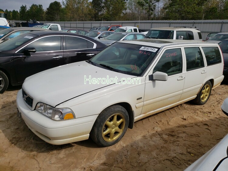 VOLVO V70 1998 white  gas YV1LW5581W2459259 photo #3