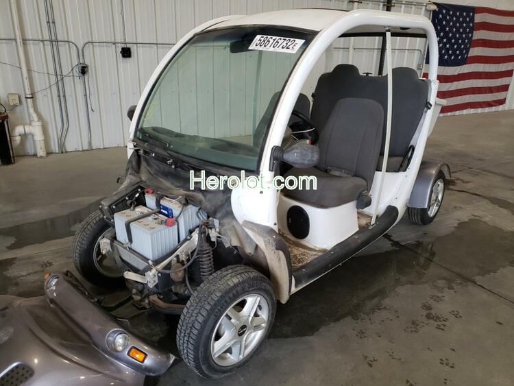 GEM GOLF CART 2000 white  electric  58616732 5ASAG4741YF011223 5ASAG4741YF011223 photo #3