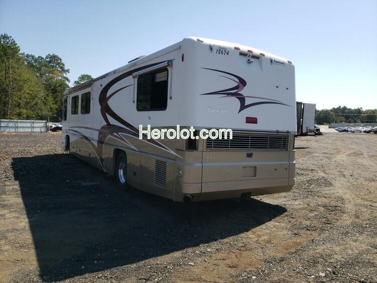 WILDWOOD MOTOR HOME 2001 white    60634442 1F98D540X1N054220 1F98D540X1N054220 photo #4