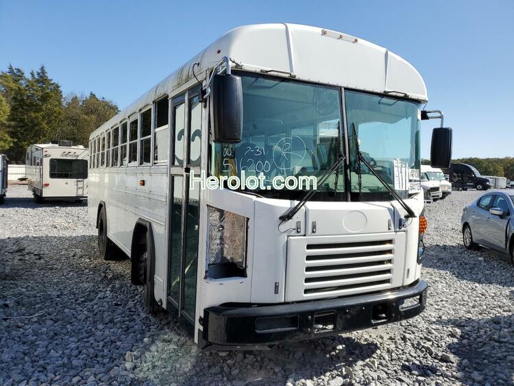 BLUE BIRD SCHOOL BUS 2022 white    64411262 1BABECPA9NF377614 1BABECPA9NF377614 photo #1