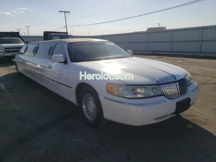 LINCOLN TOWN CAR E 2000 white limousin gas  64427562 1L1FM81W4YY796049 1L1FM81W4YY796049 photo #1