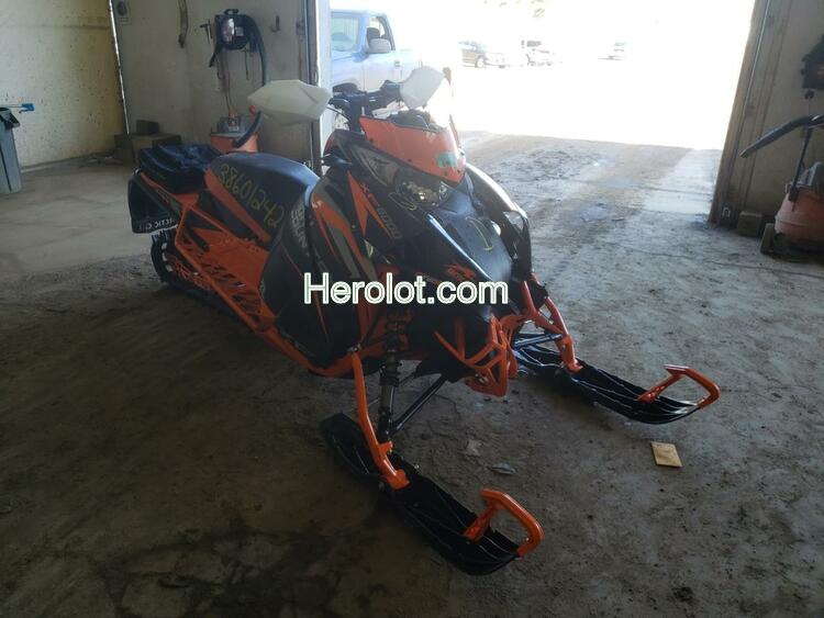 ARTC SNOWMOBILE 2019 orange    38601242 4UF19SNW6KT110628 4UF19SNW6KT110628 photo #1